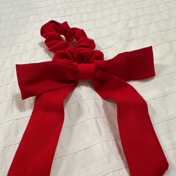 Red coquette style hair bow - Picture 1 of 2